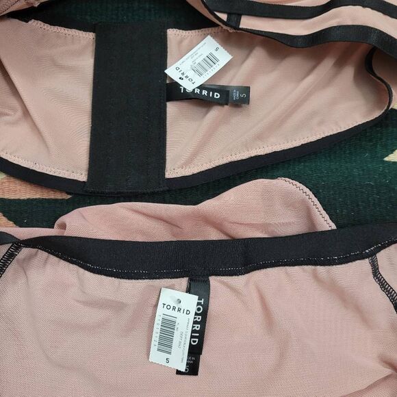 NWT Torrid Pink Black Mesh Bralette & High-Waist Panty Set Sz 5X Sexy Wired - Picture 3 of 6